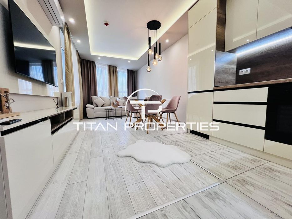 Дава се под наем Двустаен апартамент в Бургас, Славейков - 74 кв.м за 612 € - Снимка #3