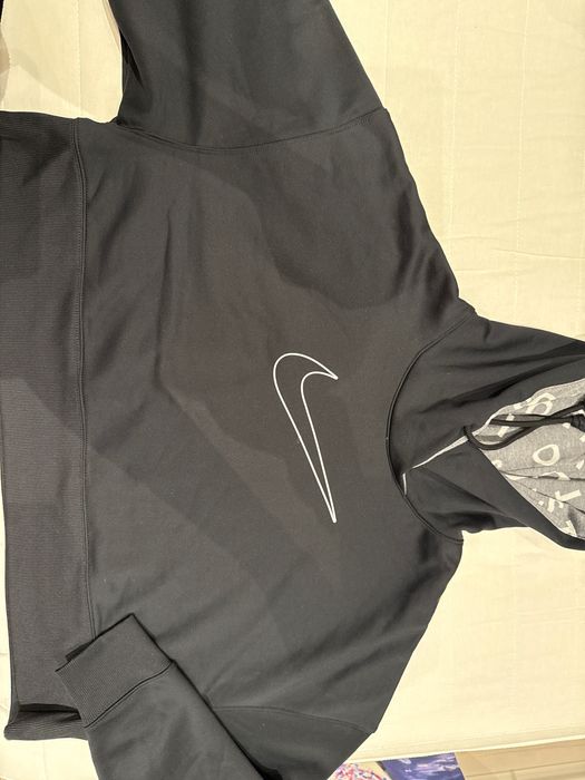 Дамски суитчер Nike