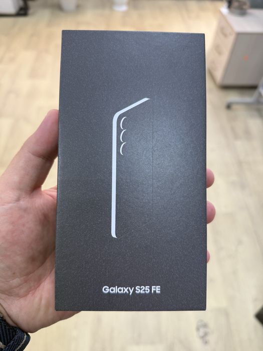 Samsung S25 FE 8/256гб