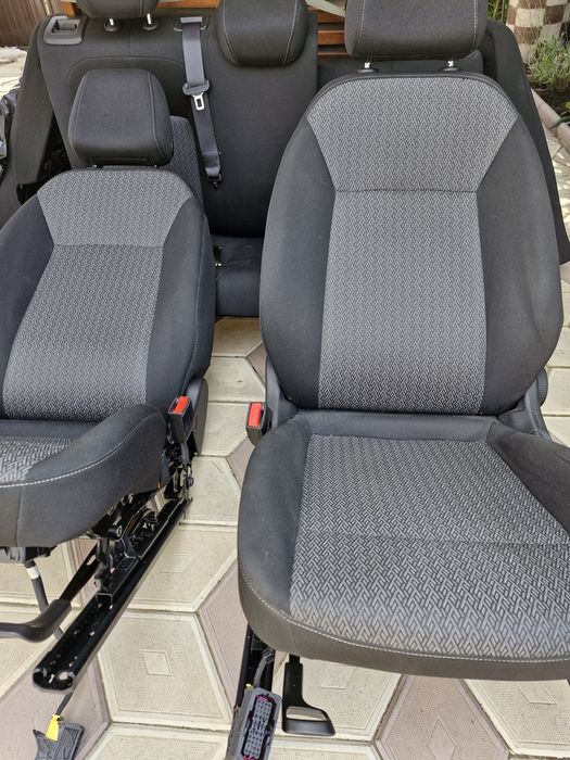 Scaune si bancheta opel insignia grand sport 2018
