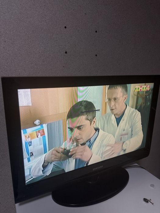 Продам телевизор