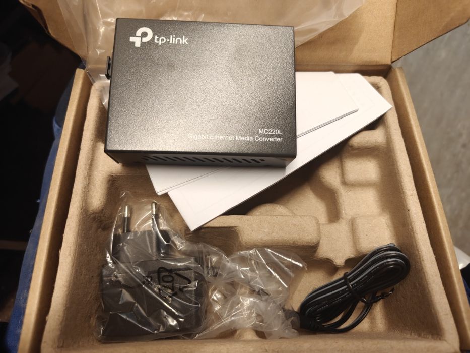 Tp-link mc220L convertor media (RJ45 ↔ SFP)