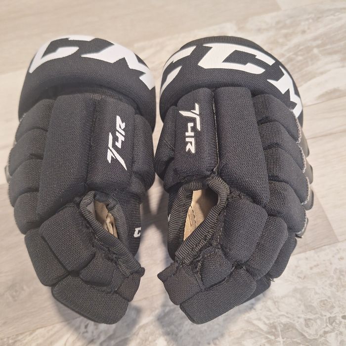 Manusi pentru hochei pe gheață CCM mărimea 9 inchi(aproximativ 23 cm)