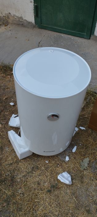 Продается Аристон 80 литровый