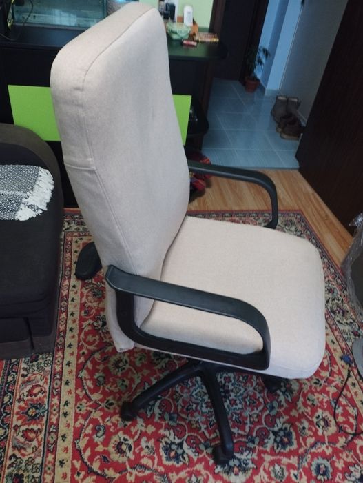 Офис стол запазен