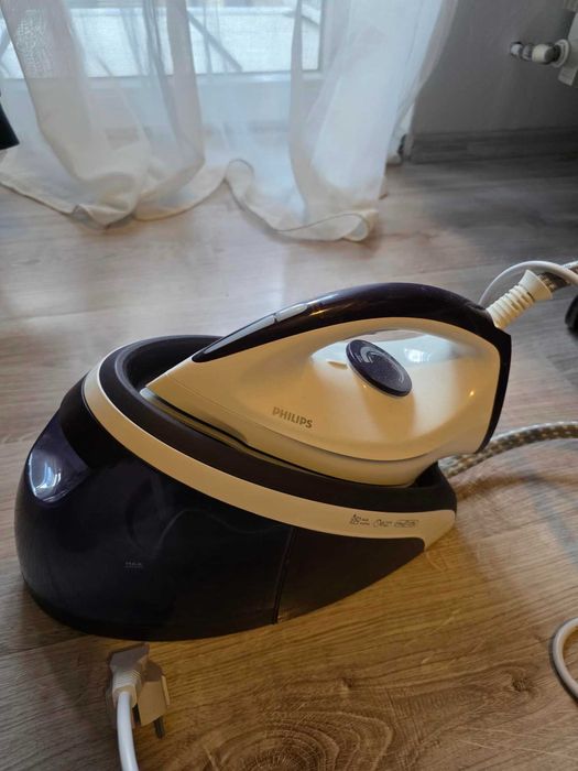 Stație de călcat Philips PerfectCare abur puternic rezervor mare funcționează perfect