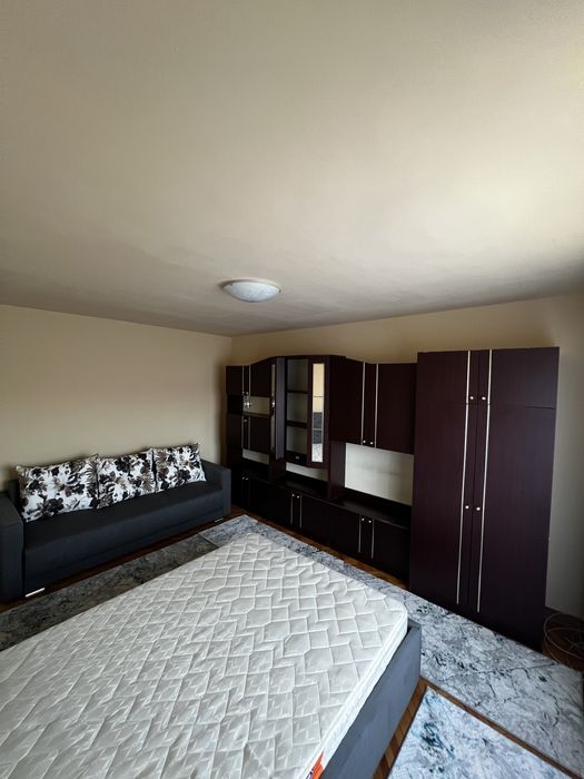 INCHIRIEZ APARTAMENT  1 CAMERA str. Liviu Revreanu 2/4