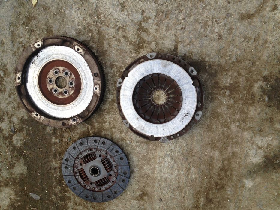 kit ambreiaj opel astra g si bertone1.8 aspirat 116 cai si 2.0 aspirat