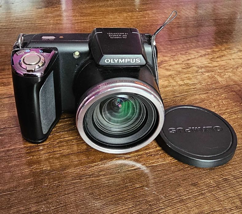 Продавам Фотоапарат Olympus SP 620 UZ