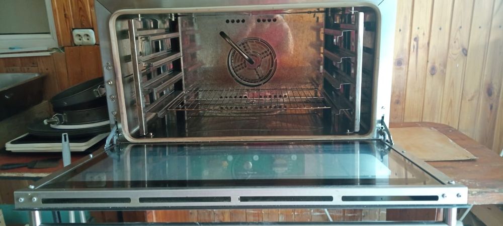 Продается печка в хорошем состоянии