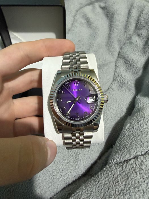 Часовник Seiko Custom