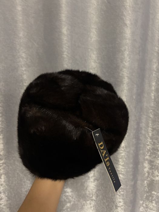 Норковая шапка продается