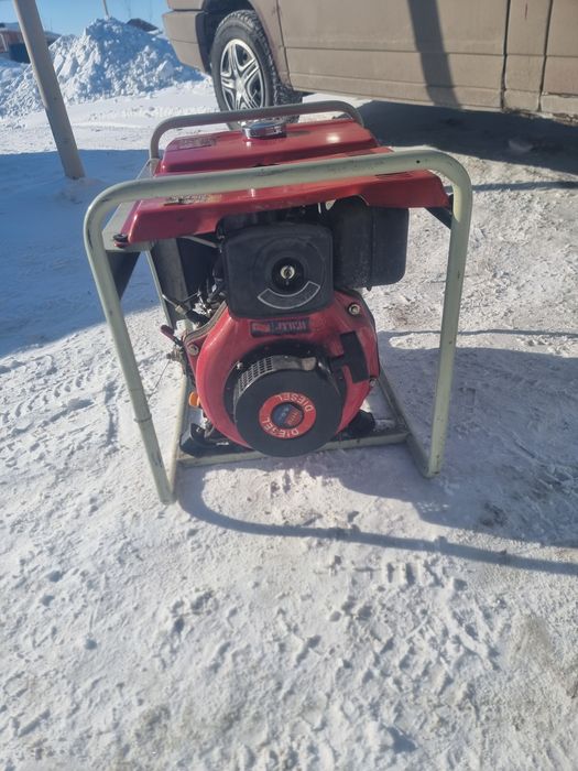 Продам дизельный генератор