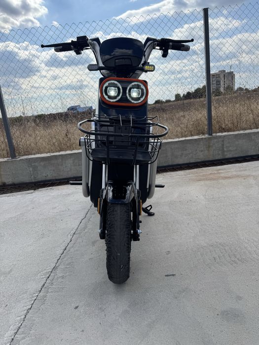 Електрически скутер PS-07 TANK 48v/20ah 1600W