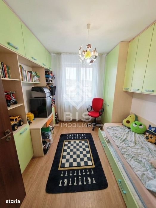Apartament spațios cu 3 camere, 2 balcoane -  Libertăți