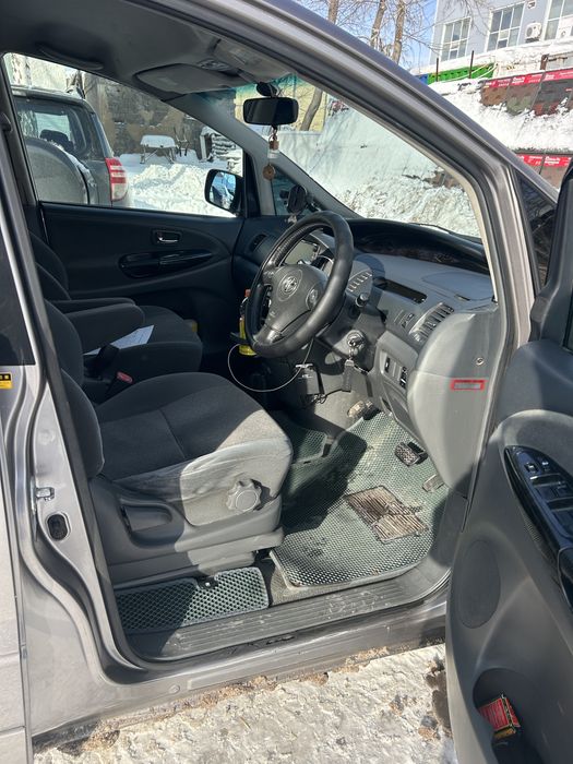 Прдается Toyota Estima