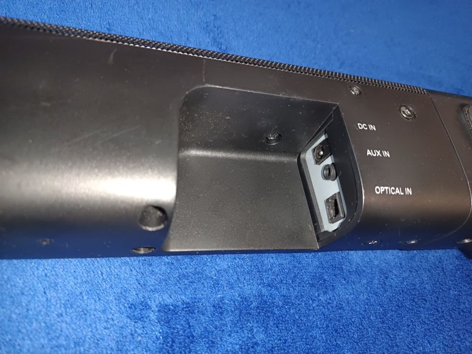 Soundbar Philips HTL5140b + subwoofer