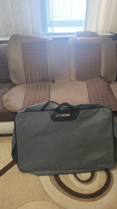 Продам чехлы универсальные