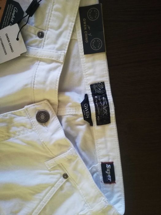 Нови американски дънки Silver Jeans модел Gwen Chino размер L 28