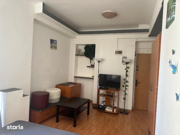 Garsonieră mobilată și utilată, centrală proprie, zona BNR