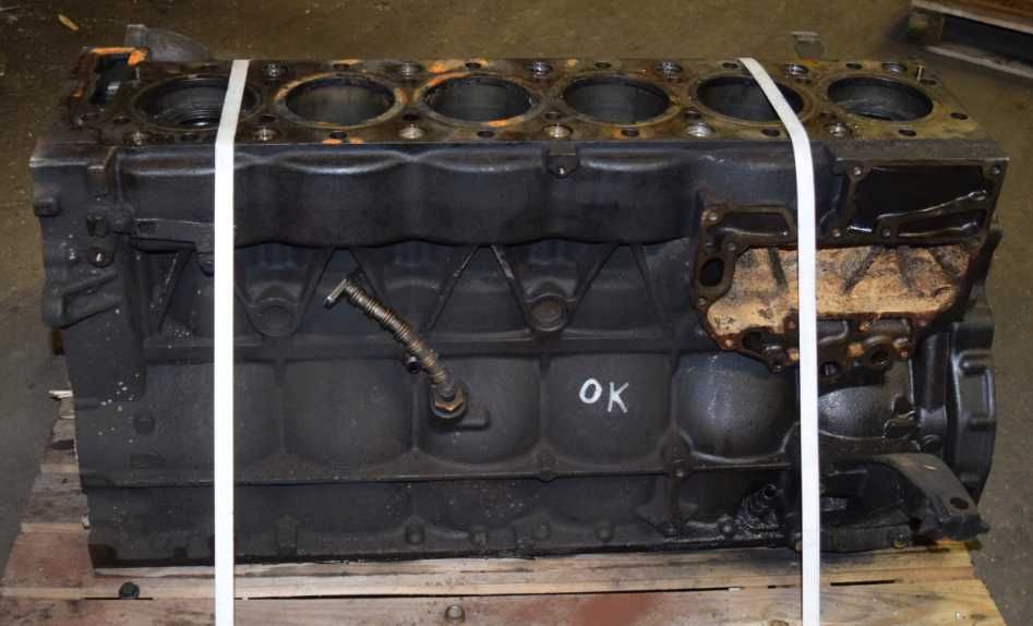 Vand Bloc motor gol camion MAN D2066 D2676 - Piese/Dezmembrari MAN