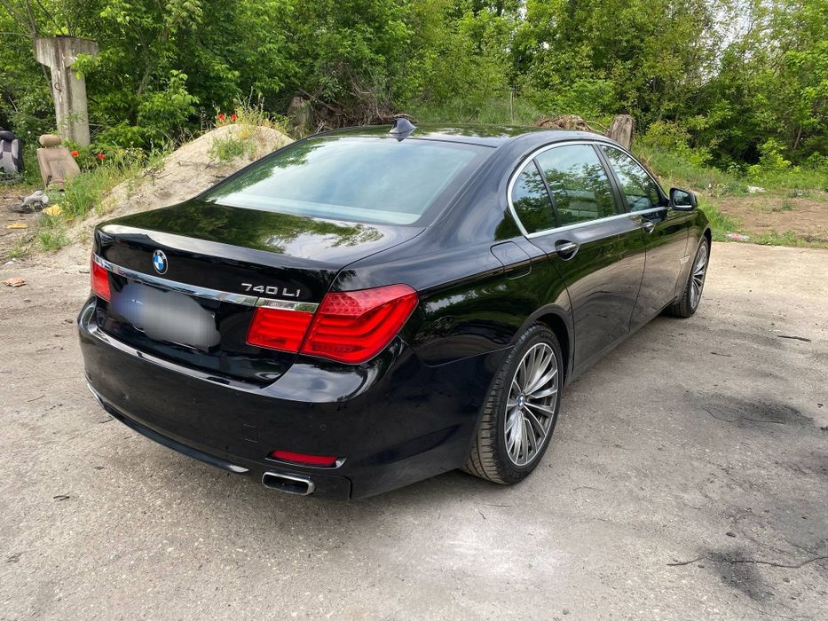 BMW 740 Li 2012 f02