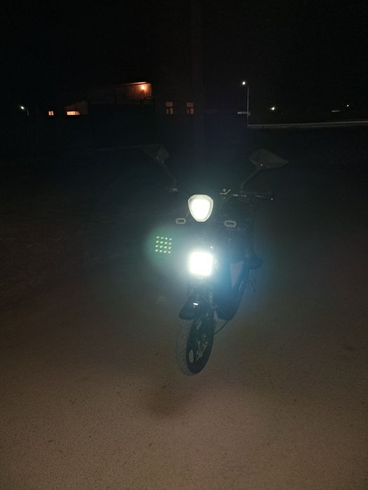 Электроскутер ск8