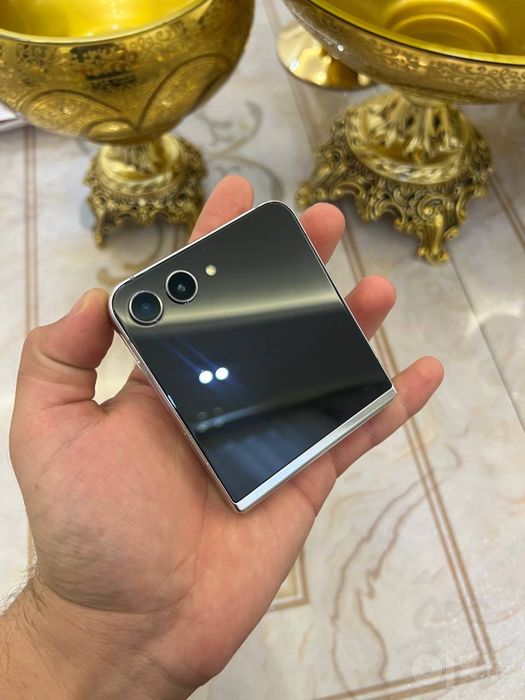 Samsung Galaxy Z flip 5