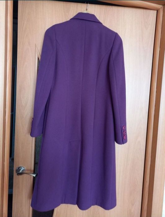 Продам женское пальто