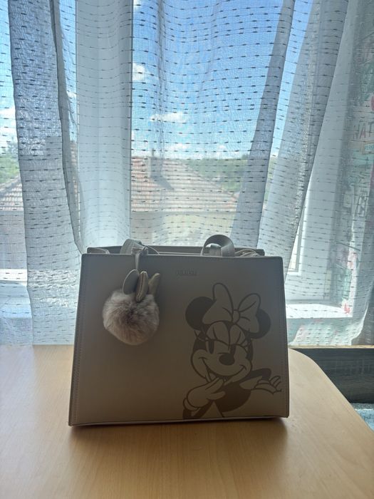 Кожена чанта на Disney