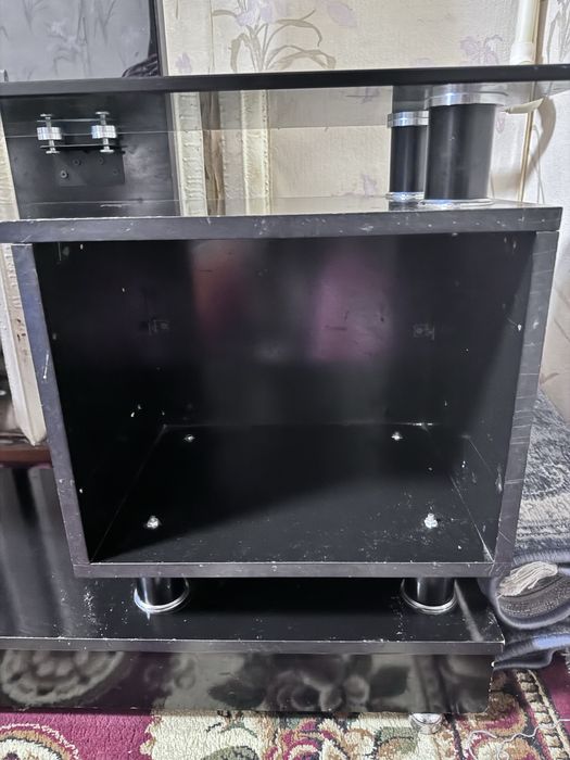 Подставка сотаман арзон нархда. Узунлиги 60*90.