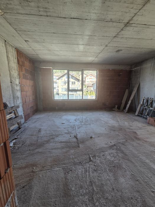 Продава 3-стаен Перник, Изток на акт 14