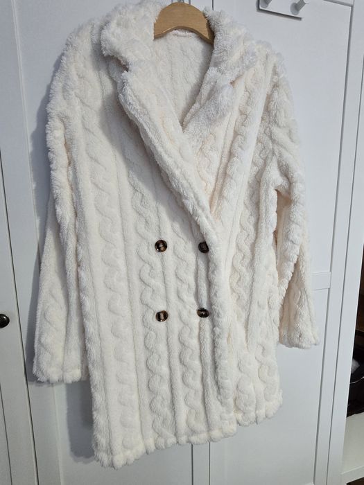 Дамски зимни якета на символични цени