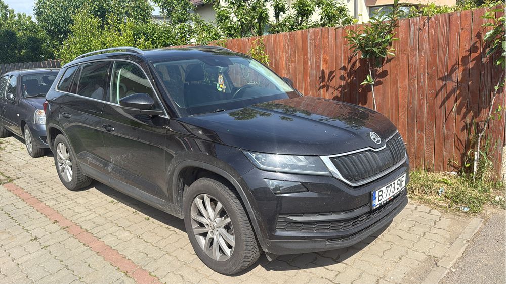 Vand firma cu activitate pozitiva, in conditii foarte bune