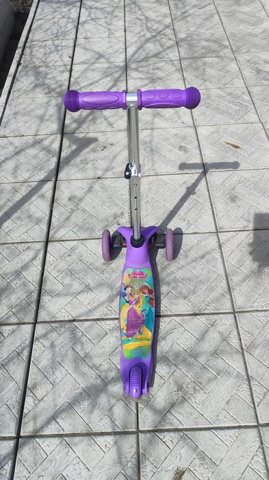 Продам самокат детский