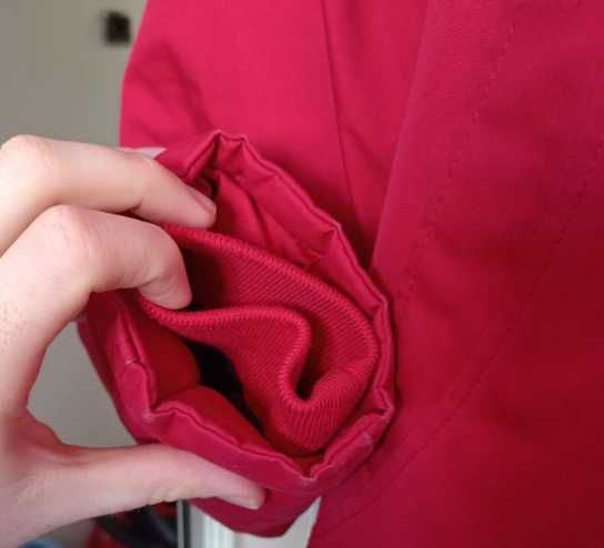 Оригинално яке Peak Performance