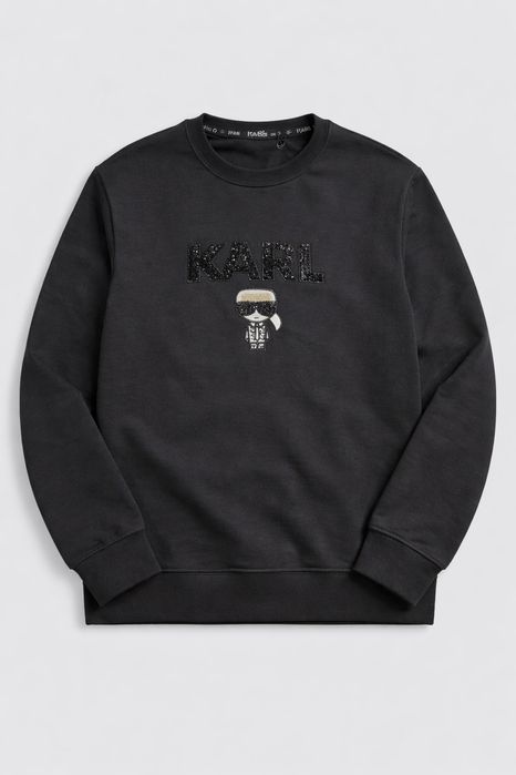 Дамски блузи с дълъг ръкав