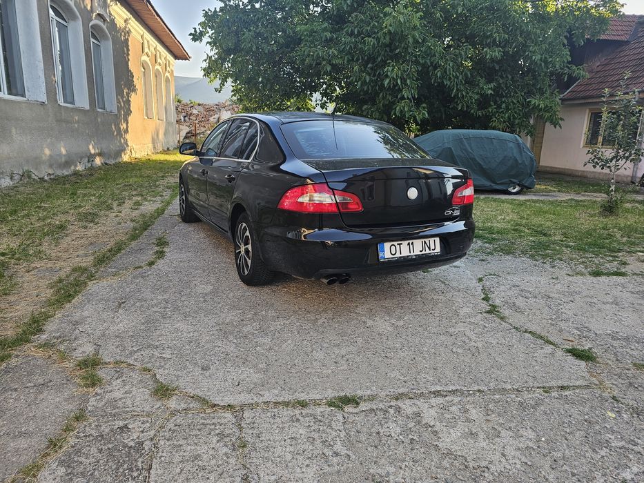 SKODA Superb 2011 — imagine 3