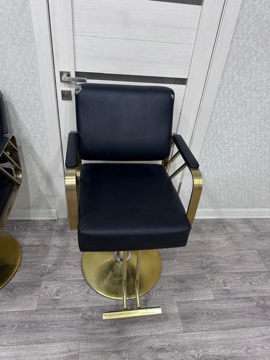 Кресла парикмахерские