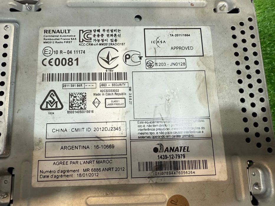 RADIO CD PLAYER RENAULT MEGANE III B95 1.6 DIESEL 2014 COD OEM 281159184R 2008-2016