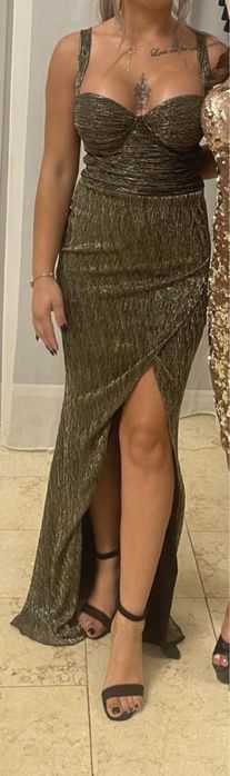 Rochie ocazie cu inserții aurii