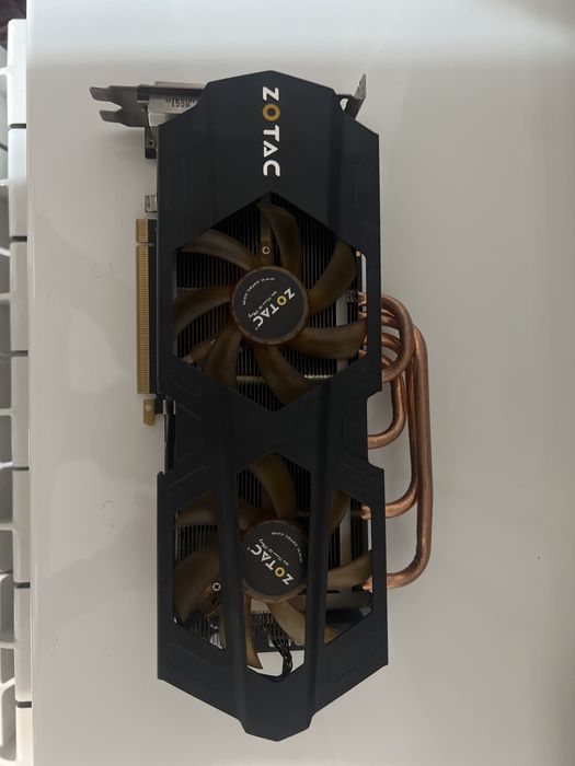 Видеокарта GTX 680 Zotac