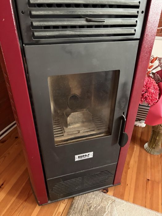 Пелетна камина BURNiT Comfort 10 - 10kW