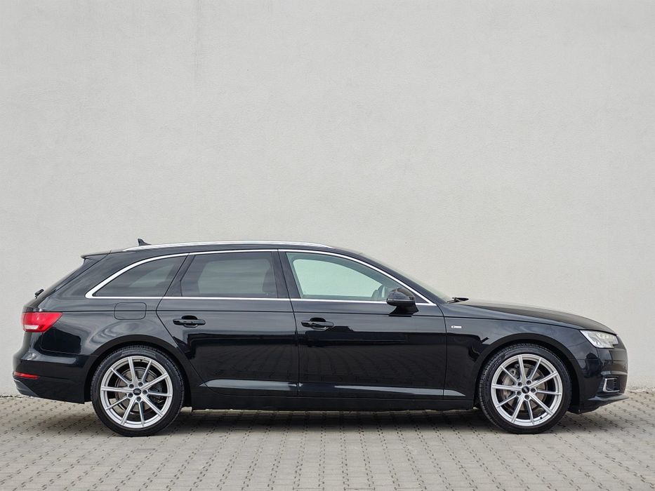 Audi A4 S-line 2.0tdi 190cp VirtualCokpit  ACC