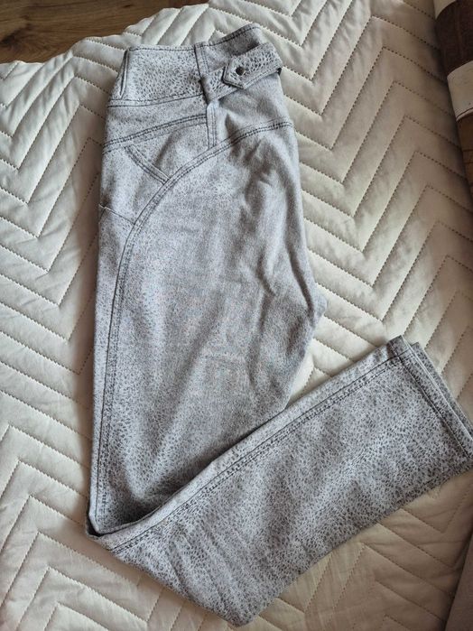 Оригинален костюм Роси