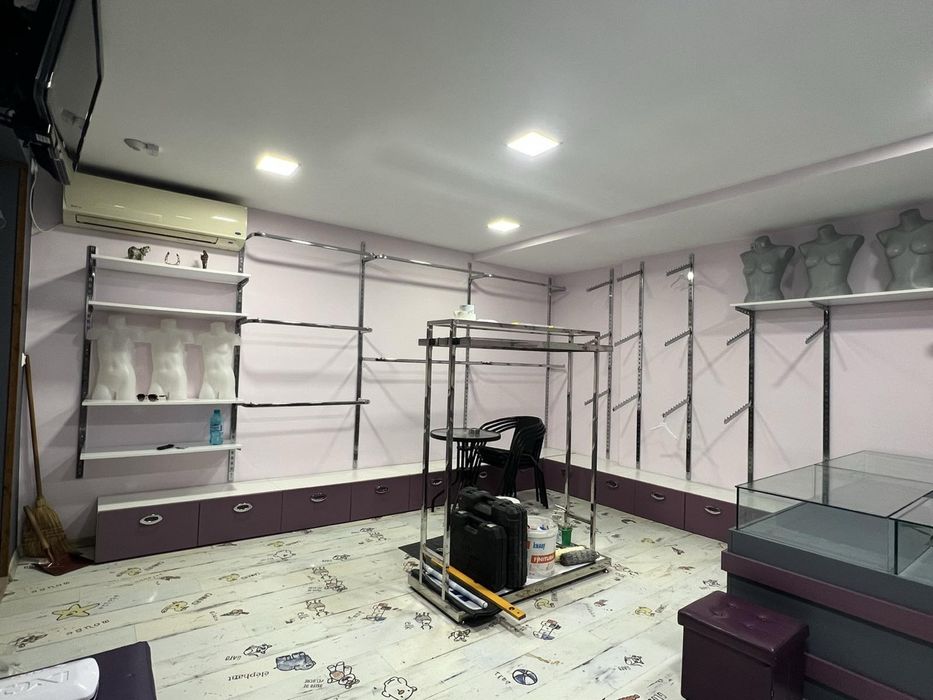 Обзавеждане за детски магазин