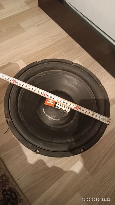 Динамик JBL буфер