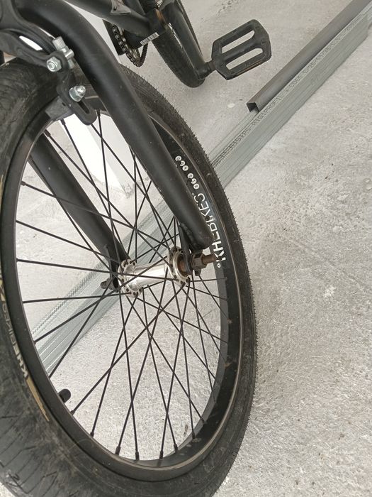 Se vinde BMX KHE