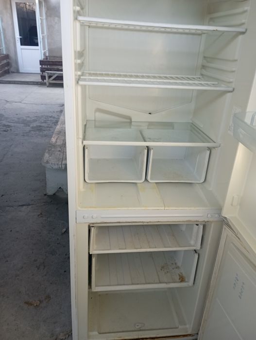 Холодильник Индезит б/у