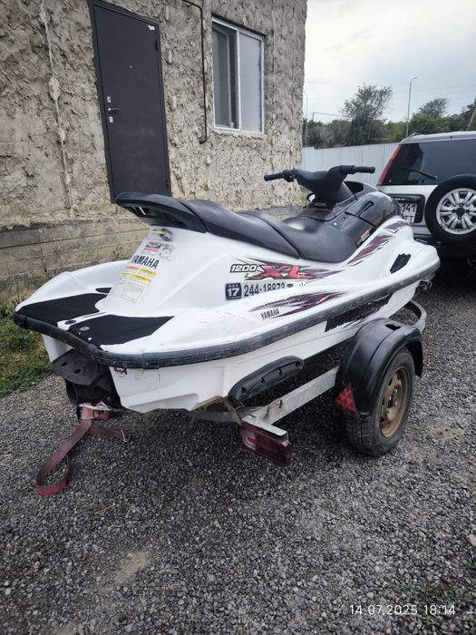 Yamaha XL 1200 Гидроцикл
